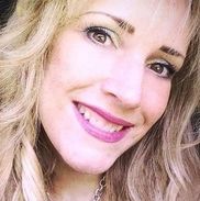 Nikilette Walker-Bowman from Luxe Studio Photography