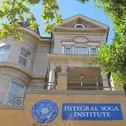 Swami Ramananda from Integral Yoga Institute San Francisco