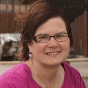 Carol Reinhold from Creative Canine Designs