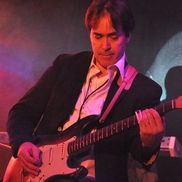 Chris Hanson from MidCoast Music