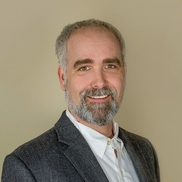 Scott Farnell from Silvertree Business & Life Coaching 
