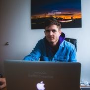 Alex Bentzinger from Bentz Creative