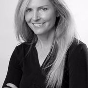 Laura Bartlett from Four Funny Females - award winning all-female stand-up comedy , McKinney Performing Arts Center