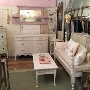 Mary Lou sergi from Chanel Shabby Rose antique store