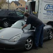 Thomas Young from A-Z Mobile Auto Glass,inc