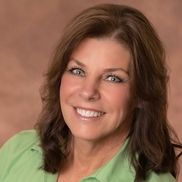 Tess Lindsey Woodford from WalkGreen™ Certified Decking & Siding