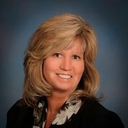 Mindy Lakes from Envoy Mortgage