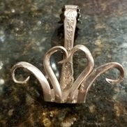 Susan Hansen from Suzanne's Custom Glass & Jewelry