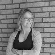 Beth Knaus from That's A Spade Copywriting Services