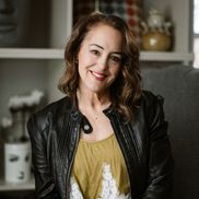 Dana Rickers from Room Candy