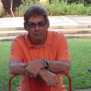 Ron Harper from Videos On Your Website - Business Videos and Customer Testimonials