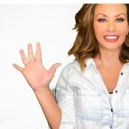 Nicolette Nightingale from Swing Wire Media