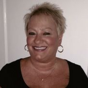 Marlo McKelvey Kanipe from Deserved Comfort House Cleaning