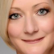 Beate Assmuth-Ong from Mane Attraction Salon