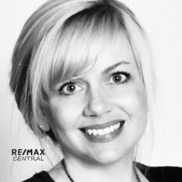 Nichole Stotz from RE/MAX Central