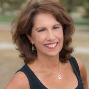 Rachel Piercey from Yoga Flow and Go