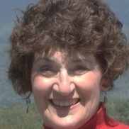 Polly Humphreys from Alternative Wellness & Beyond