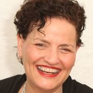 Elisa Bruno-Midili from McGrath Realty Inc | The Cafe Residential Team 