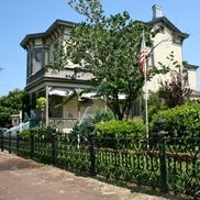 Bryan & Jan Roussell from Roussell's Garden B&B