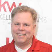 Kelly Groth from Kelly Groth - Real Estate Broker