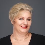 Martina Erdmeier from Martina Erdmeier Fathom Realty