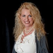 Lisa Neitzel from Surge Communications, Innovations & Online Services