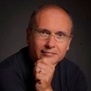 Paul Hawkins from MomentumNetwork