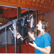 Pam Rossi from Pam Rossi Voiceovers & Audiobook Narrator